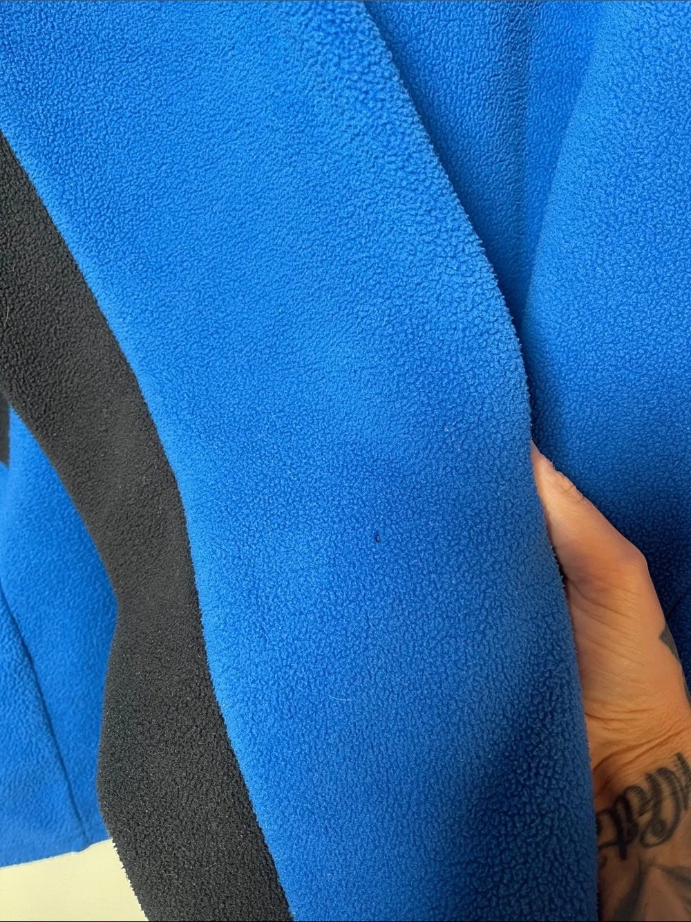 The North Face Men's Royal Blue Fleece Jacket with Black Elbow Panels